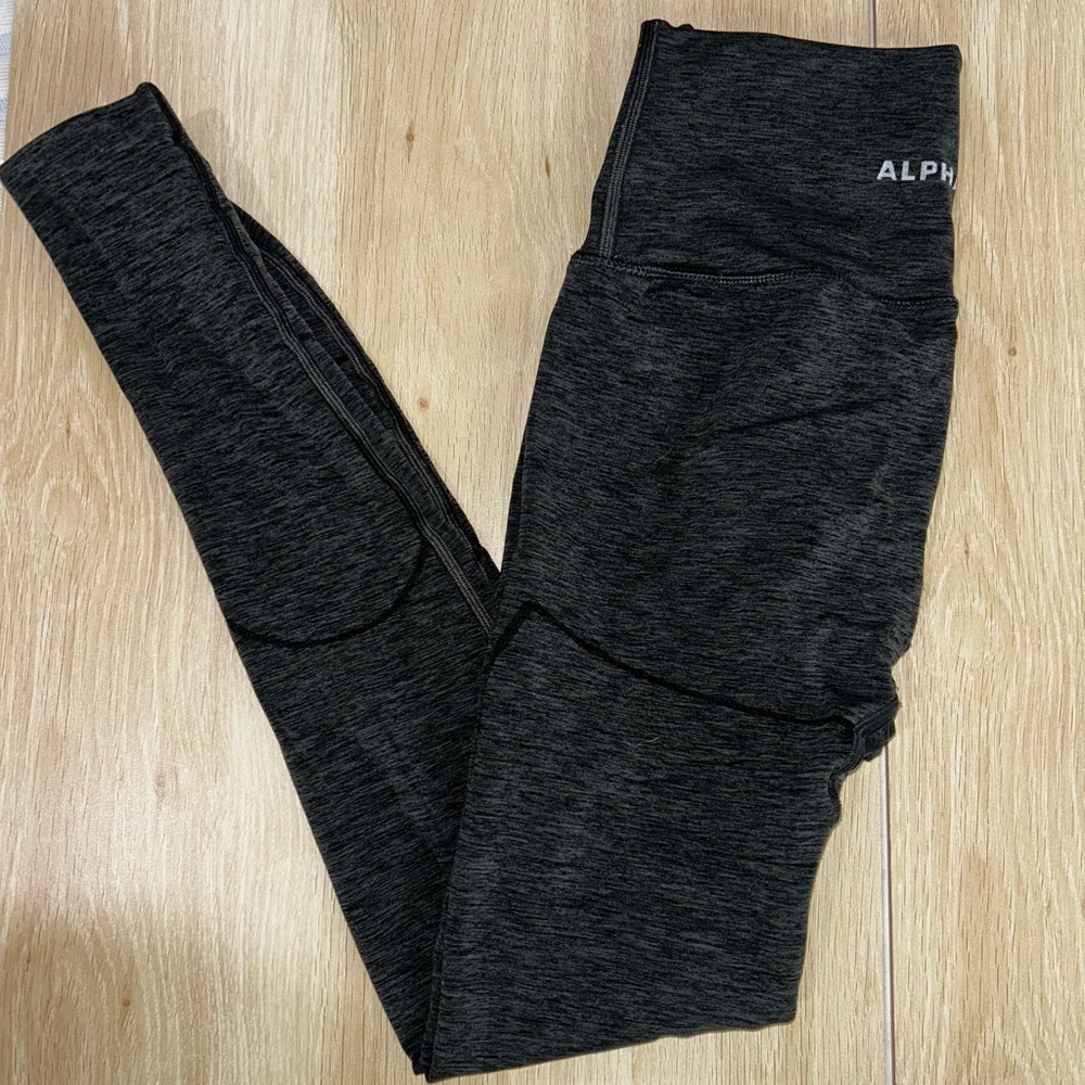 Alphalete leggings